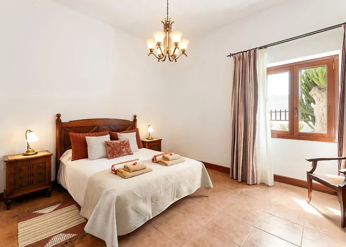 Willa Refugio Del Volcan By Tropical Host Uga