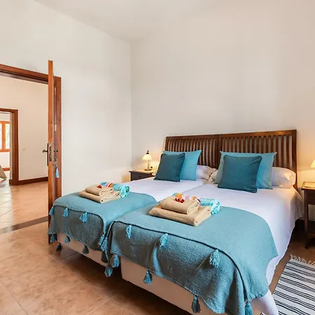Refugio Del Volcan By Tropical Host *