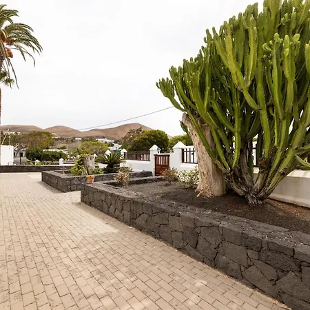 Refugio Del Volcán By Tropical Host Villa *