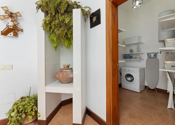 Refugio Del Volcan By Tropical Host Vila